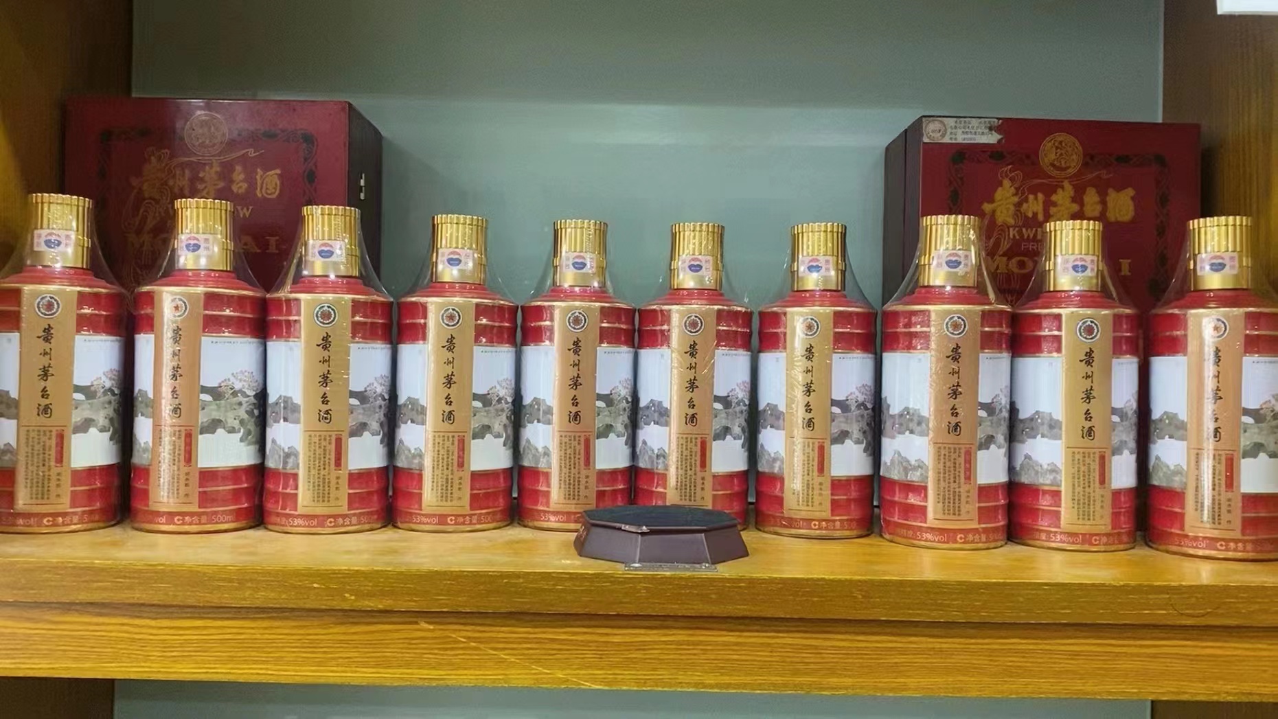 锡林浩特回收50年茅台礼盒多少钱（最新更新行情）